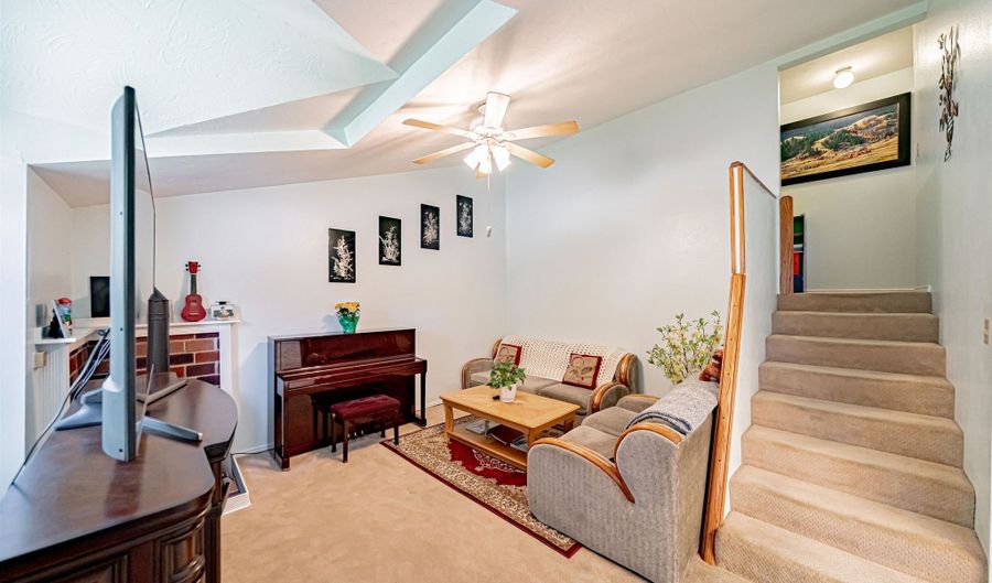 832 Wildrose, Blackfoot, ID 83221 - 3 Beds, 2 Bath