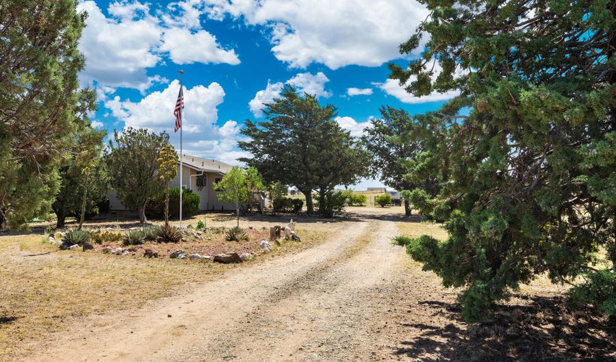 675 S Mountain View Rd, Chino Valley, AZ 86323 - 2 Beds, 2 Bath