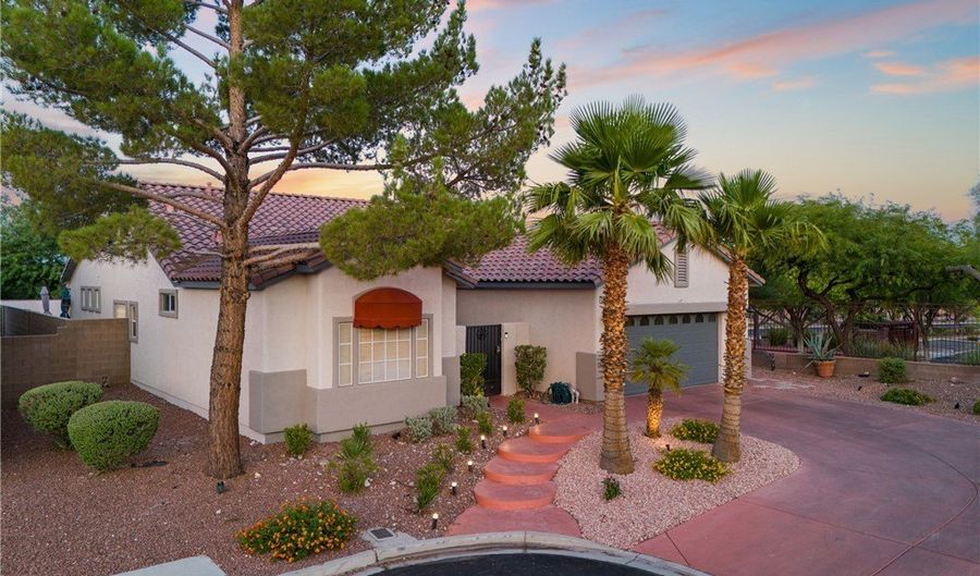2886 Grande Valley Dr, Las Vegas, NV 89135 - 3 Beds, 2 Bath