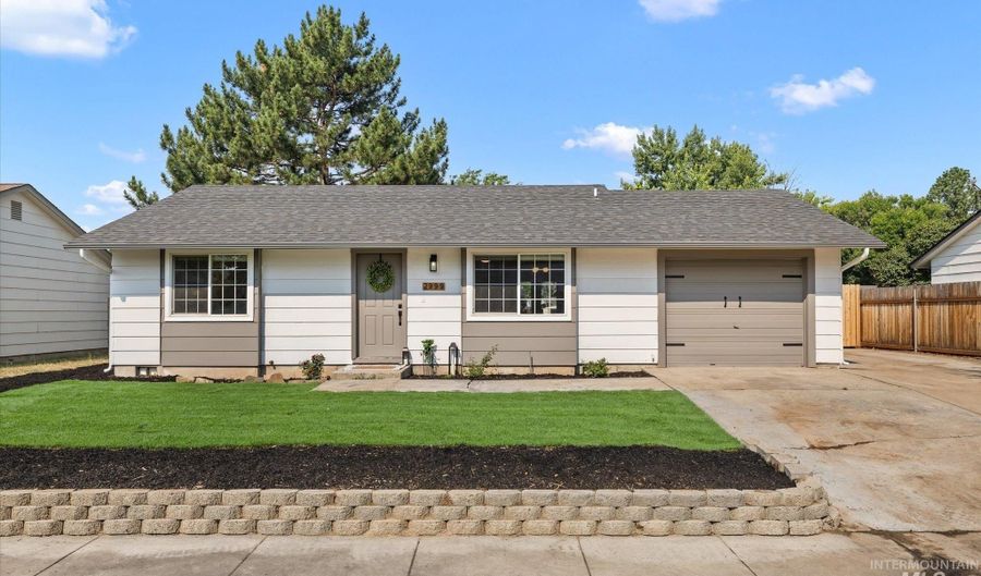 2999 N Cribbens Ave, Boise, ID 83713 - 2 Beds, 1 Bath