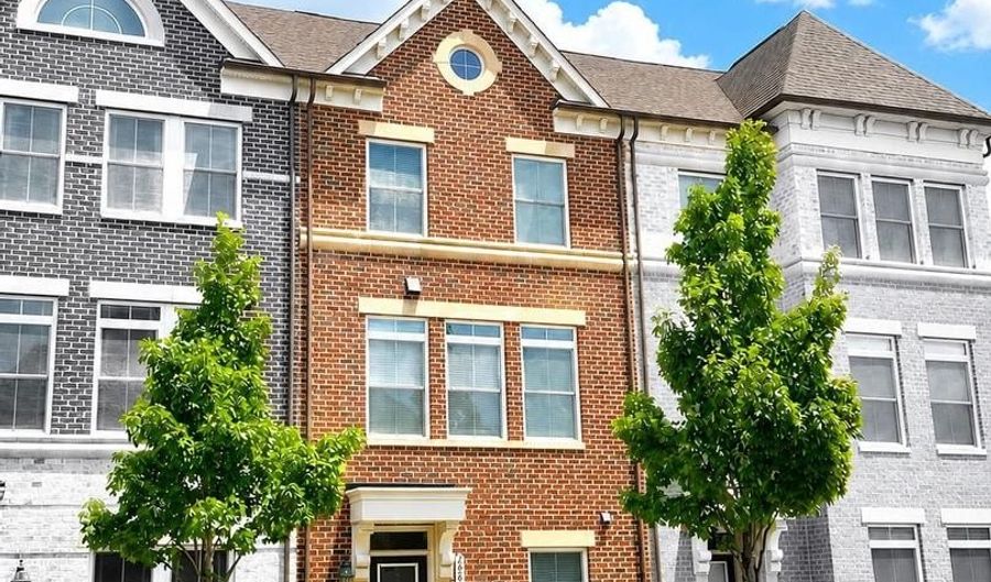 20800 DUXBURY Ter, Ashburn, VA 20147 - 4 Beds, 4 Bath