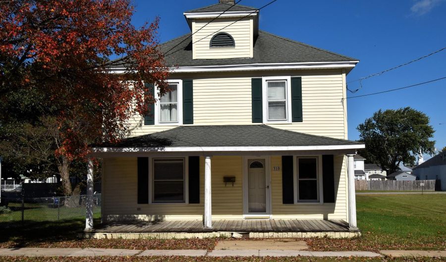 310 WALNUT St, Bridgeville, DE 19933 - 4 Beds, 2 Bath