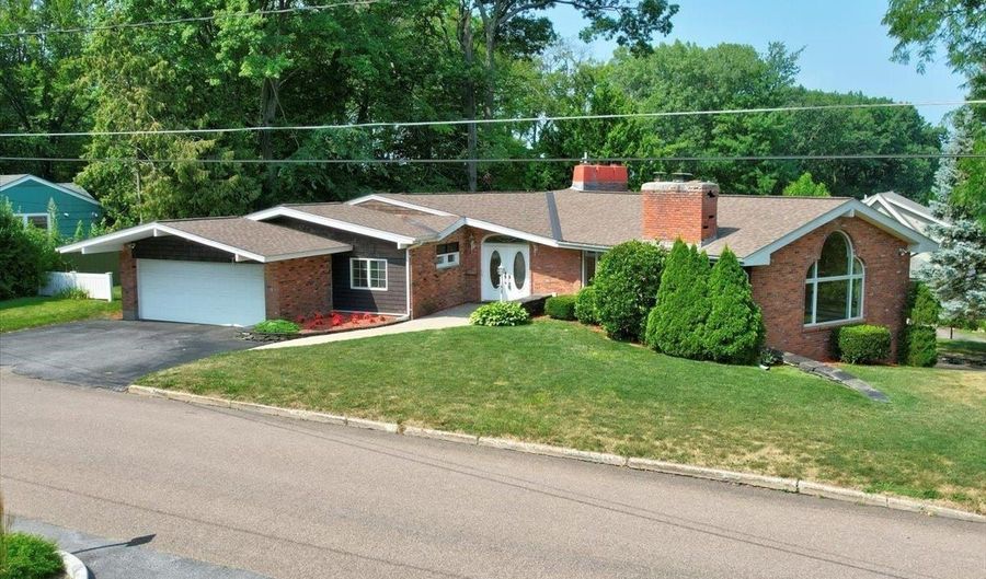 73 South St, Burlington, VT 05401 - 3 Beds, 3 Bath