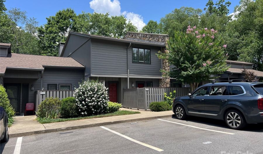 609 Crowfields Ln, Asheville, NC 28803 - 2 Beds, 3 Bath
