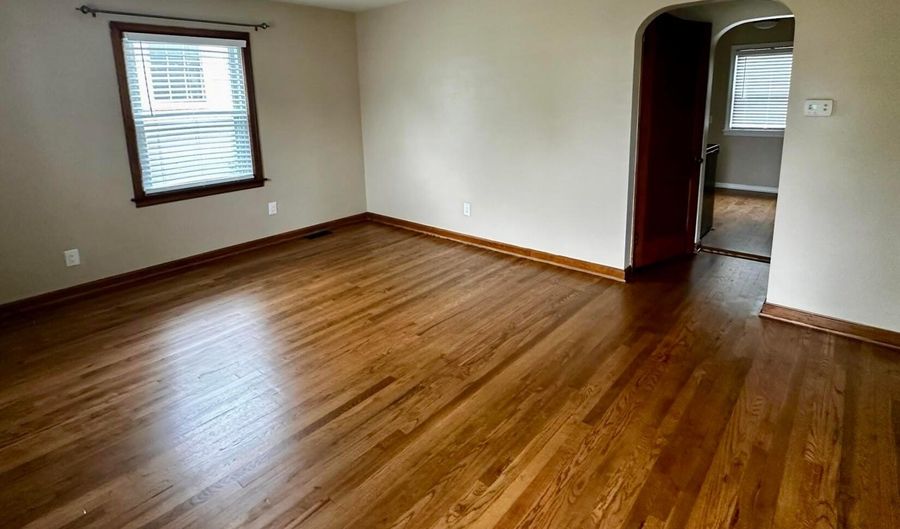 2778 Bellwood Ave, Columbus, OH 43209 - 2 Beds, 1 Bath