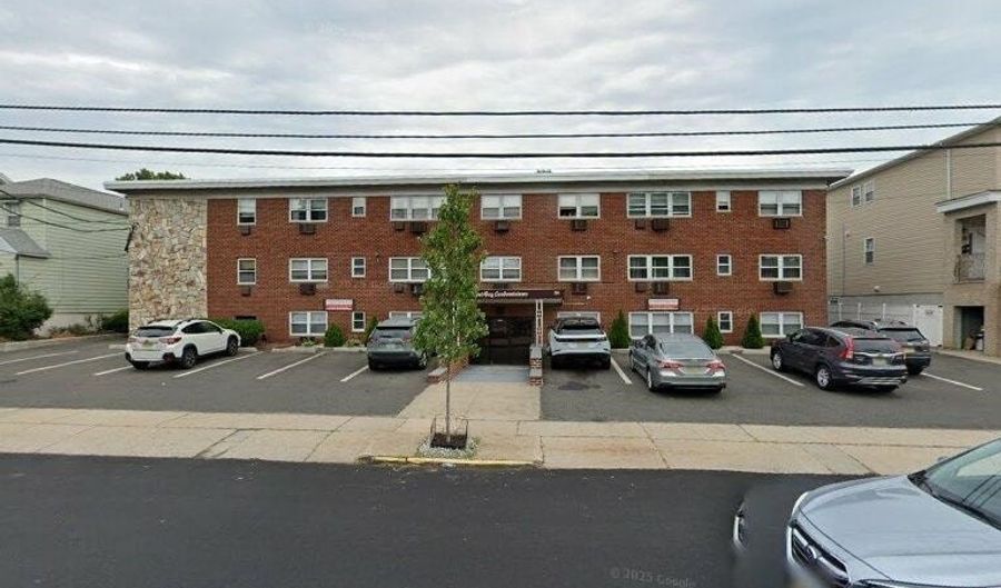 214 AVENUE A APT C8, Bayonne, NJ 07002 - 2 Beds, 1 Bath