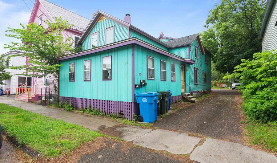 43 Cedar St, Burlington, VT 05401 - 5 Beds, 2 Bath