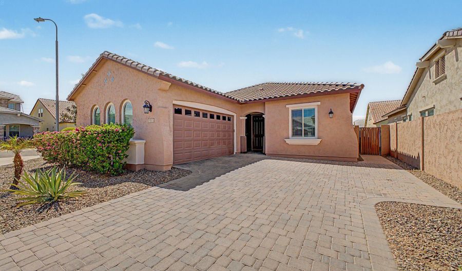 1973 E DANA Way, Chandler, AZ 85225 - 3 Beds, 2 Bath