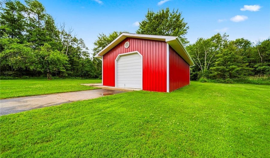 3411 Blake Rd, Ashtabula, OH 44004 - 3 Beds, 2 Bath