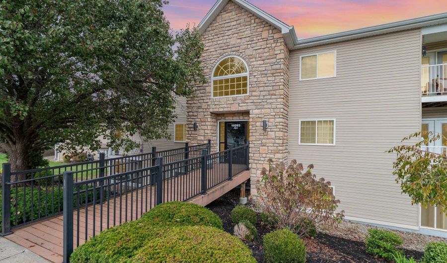 10593 Lynn Ln 1, Alexandria, KY 41001 - 2 Beds, 2 Bath