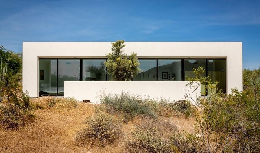 7915 E PRIMROSE Path, Carefree, AZ 85377 - 4 Beds, 4 Bath