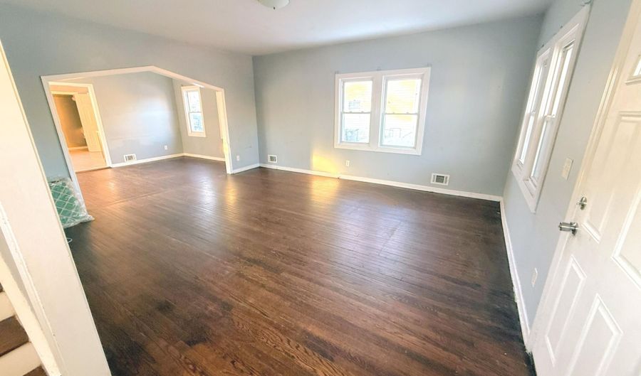 401 Ridge Ave, Asbury Park, NJ 07712 - 3 Beds, 1 Bath