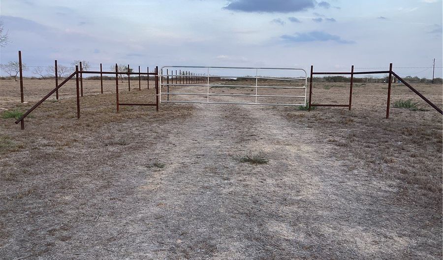 4153 Fm 625 Lot 21, Alice, TX 78332 - 0 Beds, 0 Bath