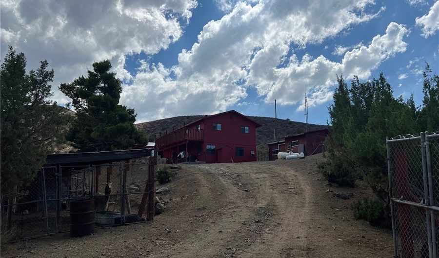 6151 Hubbard Rd, Acton, CA 93510 - 2 Beds, 2 Bath