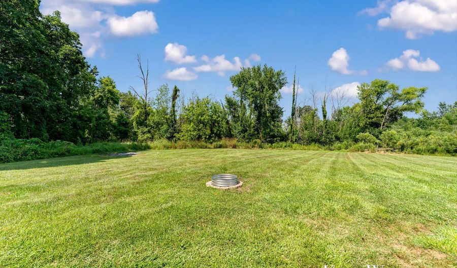 9601 92nd St SE, Alto, MI 49302 - 3 Beds, 1 Bath