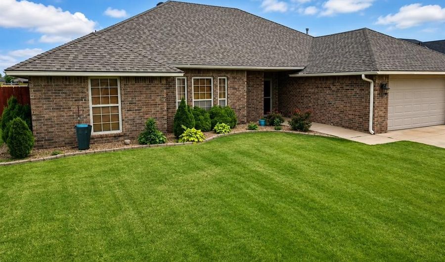 3101 White Tail Dr, Altus, OK 73521 - 4 Beds, 2 Bath