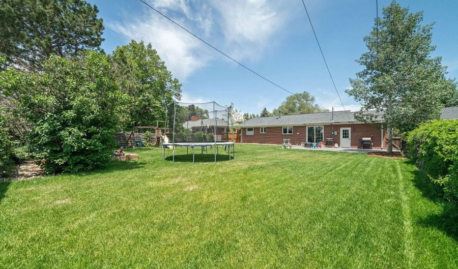 131 CARROLL Ave, Cheyenne, WY 82009 - 3 Beds, 3 Bath