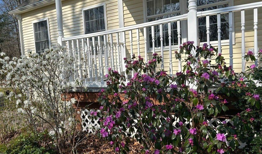 85 McVeagh Rd, Westbrook, CT 06498 - 4 Beds, 3 Bath