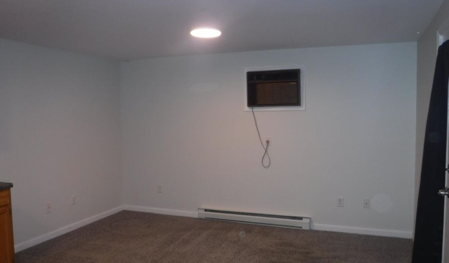 12 S MAIN St S B, Camden, DE 19934 - 1 Beds, 1 Bath