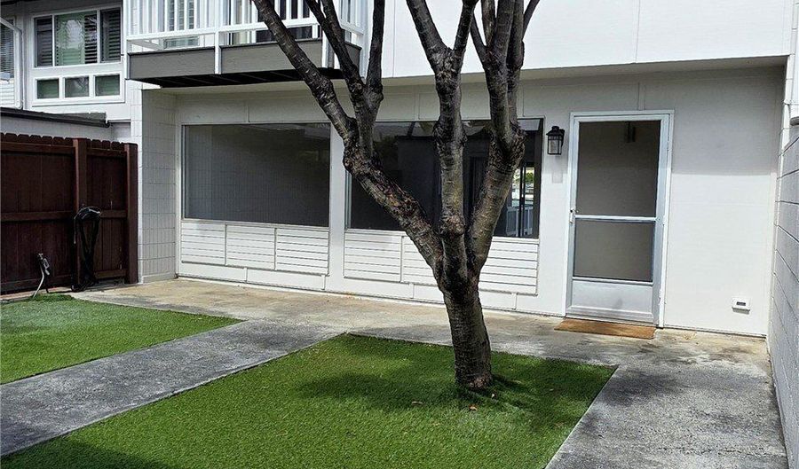 817 Koko Isle Cir 1408, Honolulu, HI 96825 - 3 Beds, 3 Bath