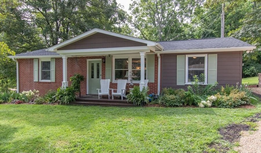 344 Gibson St, Abingdon, VA 24210 - 3 Beds, 2 Bath