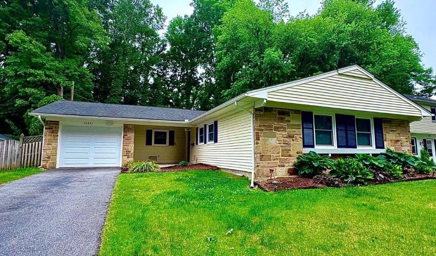 12321 TILBURY Ln, Bowie, MD 20715 - 3 Beds, 2 Bath