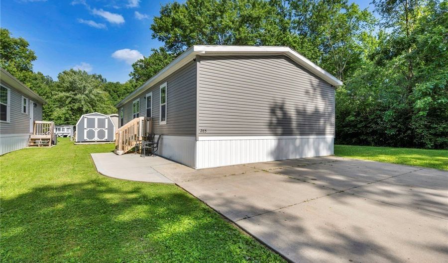 285 Westwoods, Amherst, OH 44001 - 3 Beds, 2 Bath