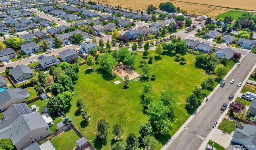 12986 Adelaide St, Caldwell, ID 83607 - 4 Beds, 3 Bath