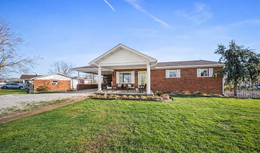 7404 Nekirk Rd, Ashland, KY 41102 - 3 Beds, 2 Bath