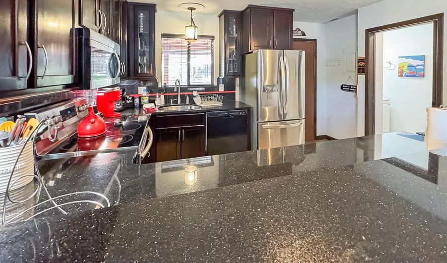 21 Jackson Hole B-1, Angel Fire, NM 87710 - 2 Beds, 3 Bath