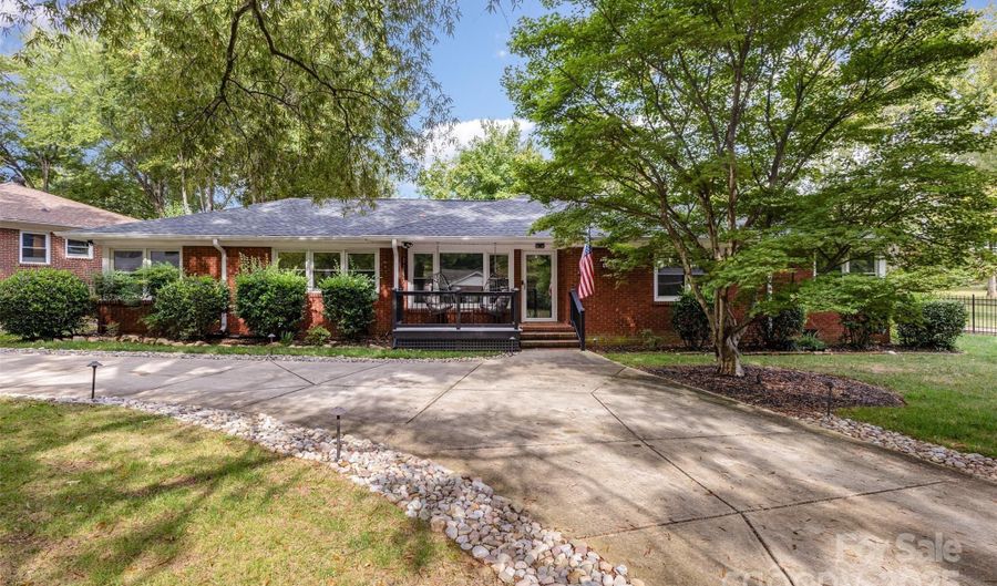 4121 Sheridan Dr, Charlotte, NC 28205 - 3 Beds, 3 Bath