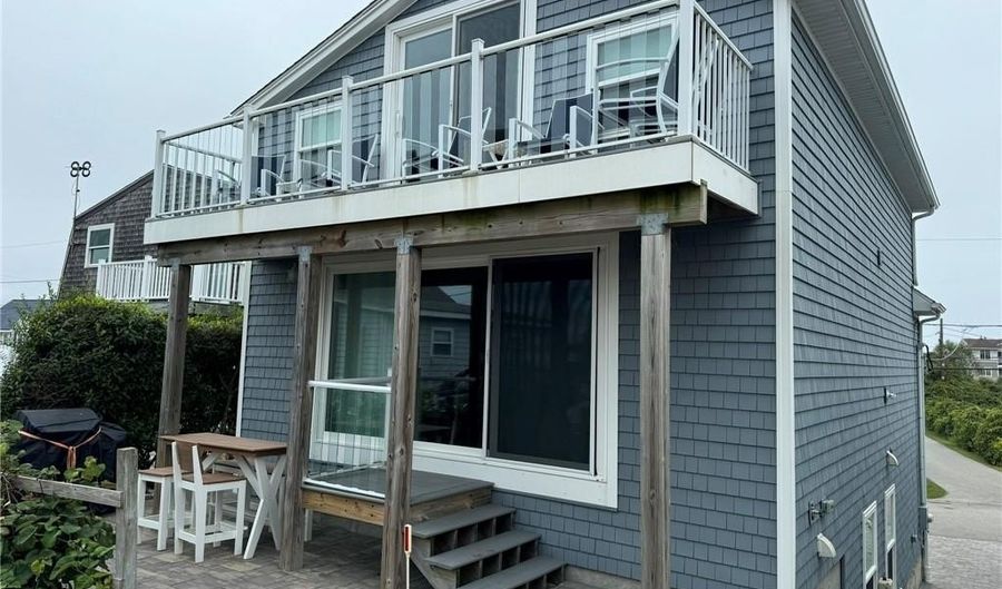 46 Follett Rd, Narragansett, RI 02882 - 3 Beds, 2 Bath