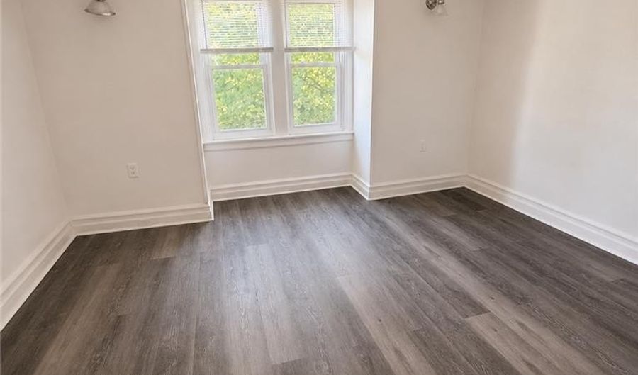 1931 Liberty St, Allentown, PA 18104 - 5 Beds, 2 Bath