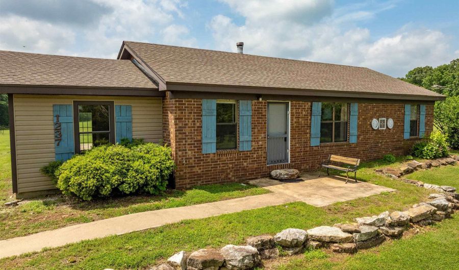 1237 AR Hwy 354, Ash Flat, AR 72513 - 3 Beds, 2 Bath