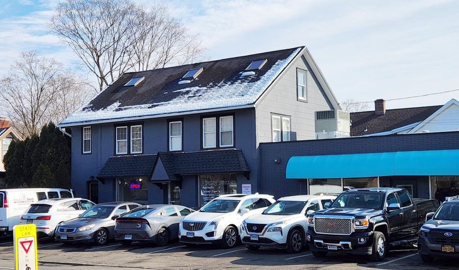 77 Valley Rd 2, Cos Cob, CT 06807 - 2 Beds, 1 Bath