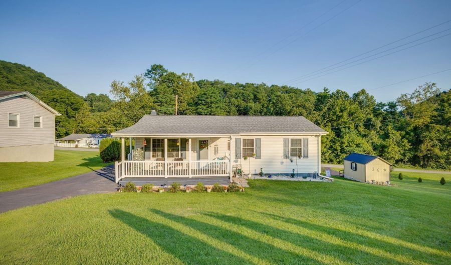 18160 Ridgeview Dr, Abingdon, VA 24211 - 3 Beds, 1 Bath