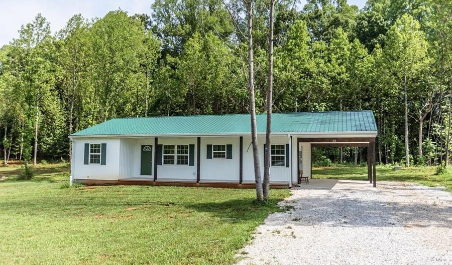 212 Cornfield Ln, Appomattox, VA 24522 - 3 Beds, 2 Bath