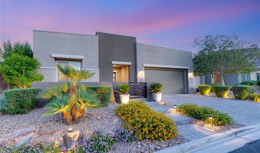 10373 Bressana Dr, Las Vegas, NV 89135 - 3 Beds, 3 Bath