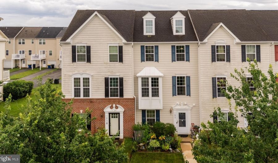 514 ANN MOORE St, Dover, DE 19904 - 4 Beds, 3 Bath