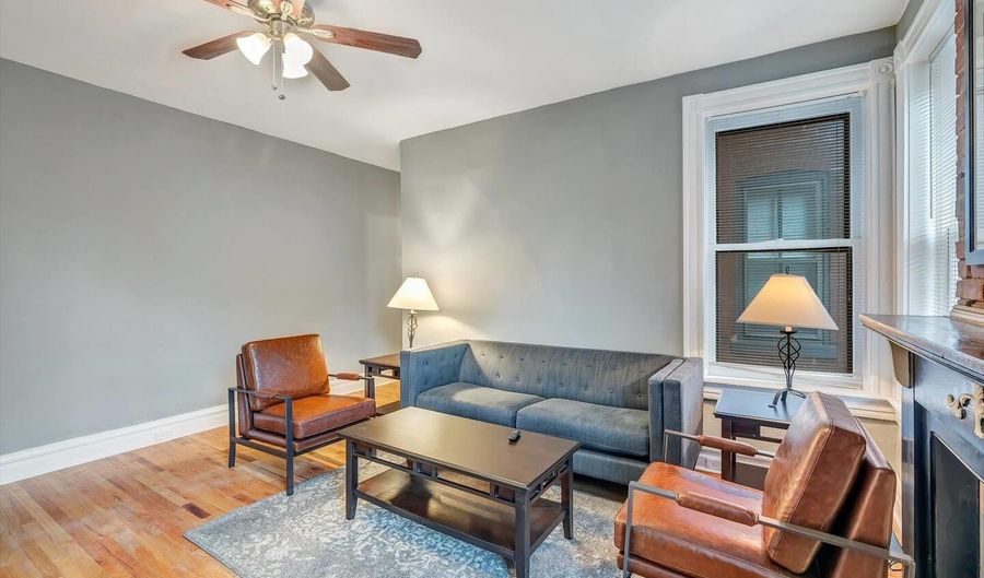 2005 Russell Blvd Unit: 1W, St. Louis, MO 63104 - 2 Beds, 1 Bath