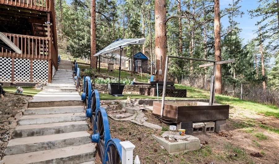 9020 Pine Ave, Beulah, CO 81023 - 4 Beds, 2 Bath