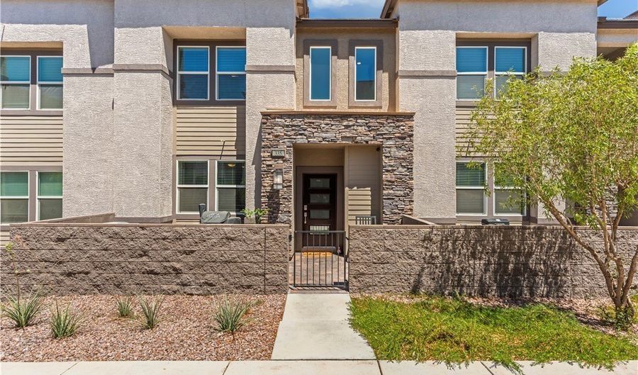 335 Laurel Peak Dr, Henderson, NV 89015 - 2 Beds, 3 Bath