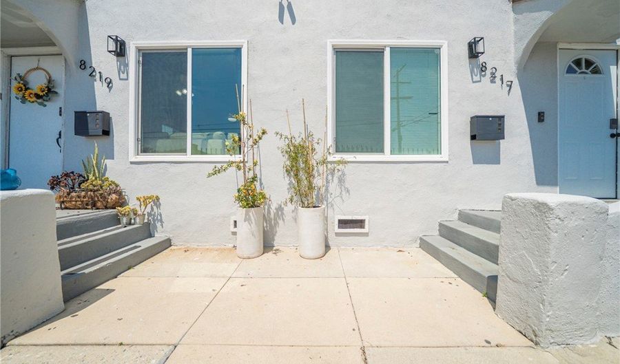 8217 Towne Ave, Los Angeles, CA 90003 - 2 Beds, 2 Bath