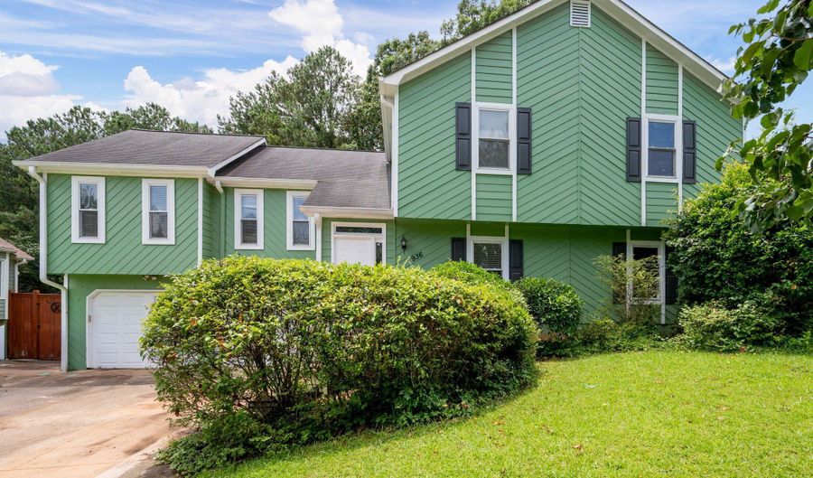 936 Tyrell, Austell, GA 30106 - 5 Beds, 3 Bath
