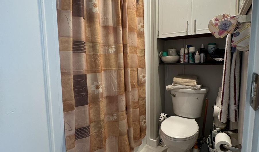 915 Hemlock St, Barefoot Bay, FL 32976 - 2 Beds, 2 Bath