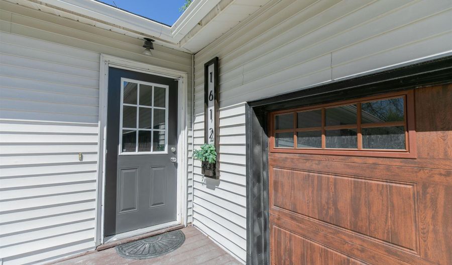 1612 Northridge Rd, Beatrice, NE 68310 - 4 Beds, 3 Bath