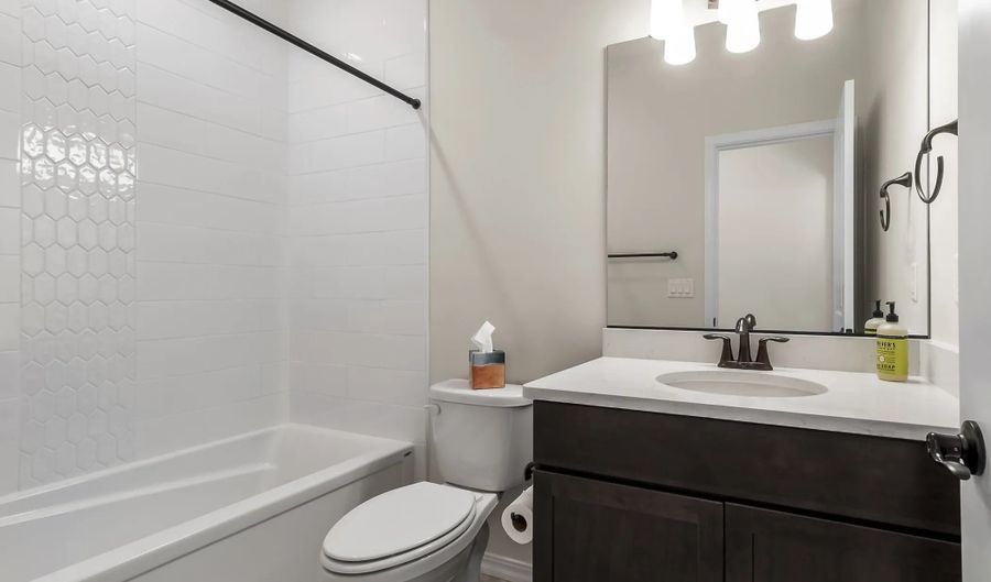 29213 217th Pl SE, Black Diamond, WA 98010 - 2 Beds, 2 Bath