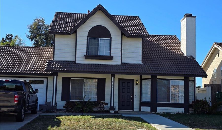 1376 Darwin Rd, Oceanside, CA 92056 - 3 Beds, 3 Bath