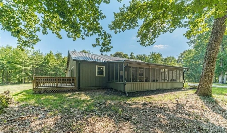 182 Murray Rd, Homer, GA 30547 - 3 Beds, 2 Bath