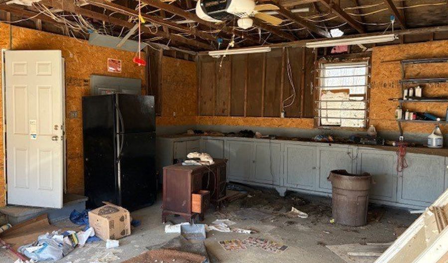 2817 Cemetery Rd, Ashtabula, OH 44004 - 2 Beds, 1 Bath